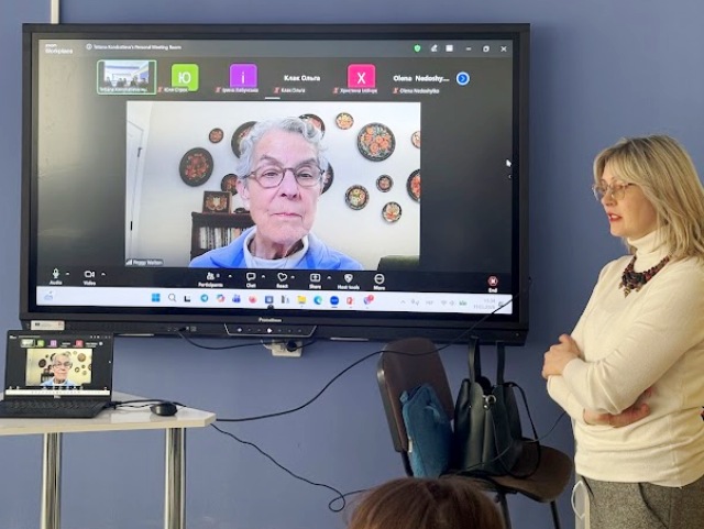 Лекцію проводить доктор філософії Пеггі Волтон (США)